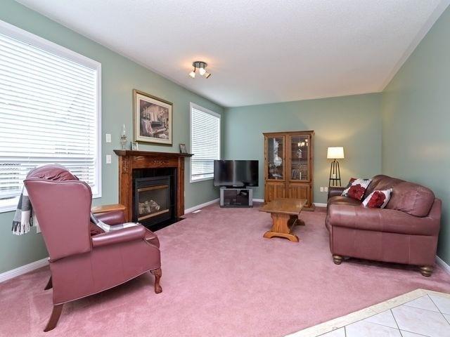 85 Sparta Dr, House detached with 4 bedrooms, 3 bathrooms and 6 parking in Brampton ON | Image 2