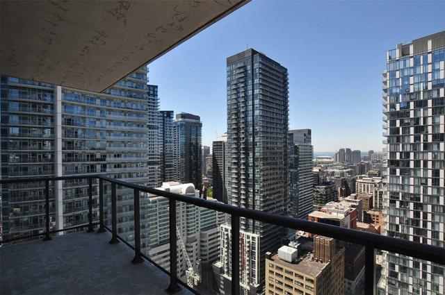 3012 - 290 Adelaide St W, Condo with 1 bedrooms, 1 bathrooms and 0 parking in Toronto ON | Image 13