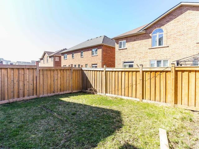 76 Memory Lane, House attached with 3 bedrooms, 3 bathrooms and 1 parking in Brampton ON | Image 30