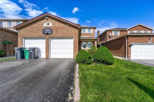 51 Blackmere Circ, House detached with 3 bedrooms, 4 bathrooms and 6 parking in Brampton ON | Card Image