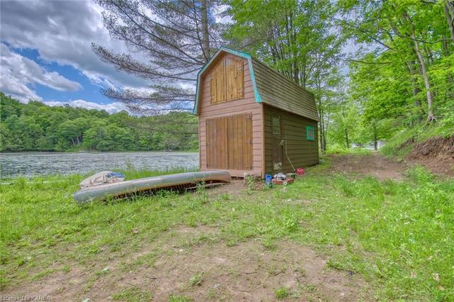 2368 Little Long Lake Road, House detached with 4 bedrooms, 2 bathrooms and 5 parking in South Frontenac ON | Image 40