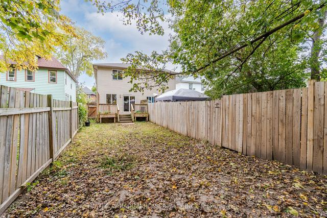 4993 St. Clair Ave, House semidetached with 3 bedrooms, 2 bathrooms and 3 parking in Niagara Falls ON | Image 35