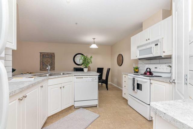111 - 3730 50 Avenue, Condo with 2 bedrooms, 1 bathrooms and 1 parking in Red Deer AB | Image 3