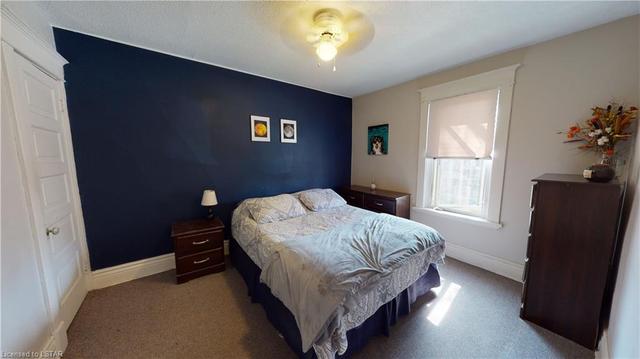 208 Tecumseh Avenue E, House detached with 4 bedrooms, 2 bathrooms and null parking in London ON | Image 23