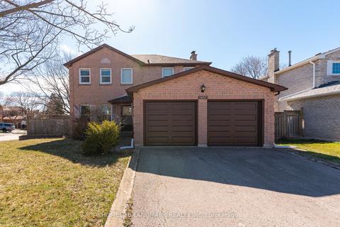 1537 Queensbury Cres, Oakville, ON, L6H4G6 | Card Image
