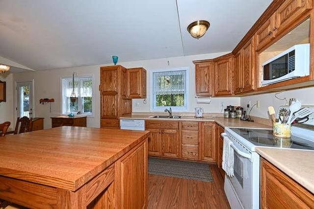 10336 Chess Road, House detached with 3 bedrooms, 3 bathrooms and 5 parking in South Dundas ON | Image 10