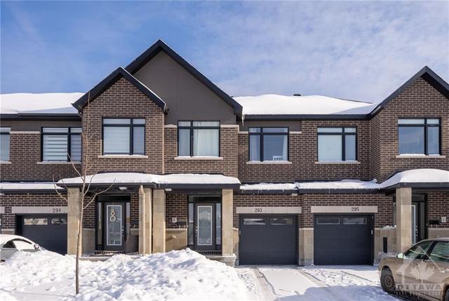 293 Monticello Avenue, Townhouse with 3 bedrooms, 3 bathrooms and 3 parking in Ottawa ON | Image 1