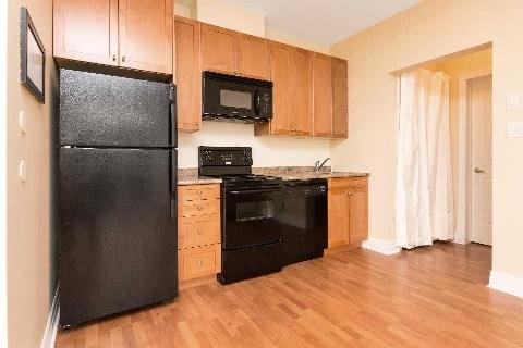 204 - 459 Kerr St, Condo with 1 bedrooms, 1 bathrooms and 1 parking in Oakville ON | Image 11