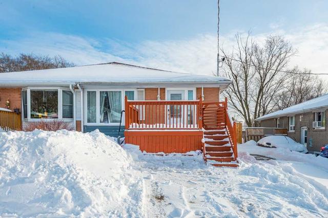 134 Septonne Ave, House semidetached with 3 bedrooms, 2 bathrooms and 3 parking in Newmarket ON | Image 1