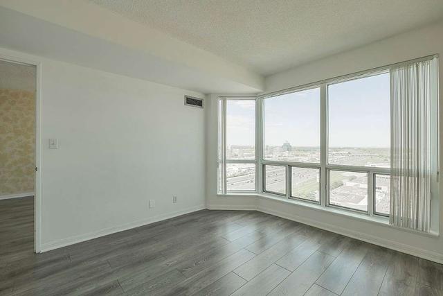 2108 - 11 Lee Centre Dr, Condo with 1 bedrooms, 1 bathrooms and 1 parking in Toronto ON | Image 9