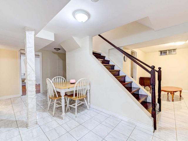 80 Hood Cres, House detached with 3 bedrooms, 4 bathrooms and 5 parking in Brampton ON | Image 20