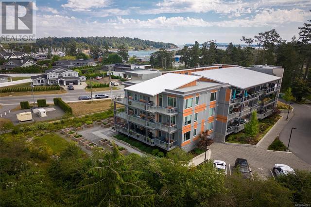 205 - 10680 Mcdonald Park Rd, Condo with 2 bedrooms, 2 bathrooms and 2 parking in North Saanich BC | Image 29