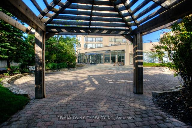 1105 - 4 Willow St, Condo with 2 bedrooms, 2 bathrooms and 2 parking in Waterloo ON | Image 30