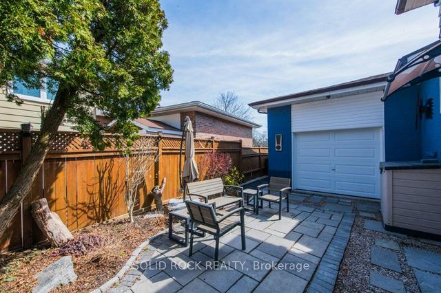167 Weir Cres, House detached with 3 bedrooms, 3 bathrooms and 4 parking in Toronto ON | Image 30