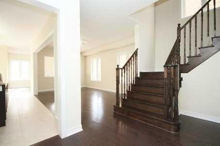 80 Meltwater Cres, House detached with 4 bedrooms, 3 bathrooms and 2 parking in Brampton ON | Image 2