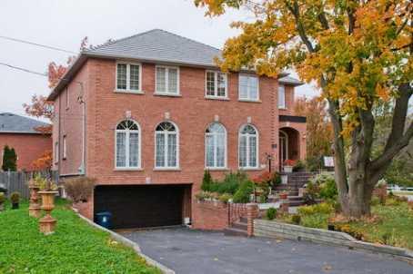 80 Dunstall Cres, House detached with 4 bedrooms, 4 bathrooms and 3 parking in Toronto ON | Image 1