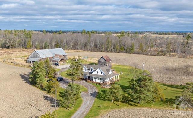 2898 8th Concession N Road, House detached with 4 bedrooms, 3 bathrooms and 10 parking in Mississippi Mills ON | Card Image
