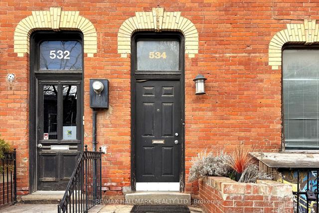 534 Queen St E, House attached with 3 bedrooms, 2 bathrooms and 2 parking in Toronto ON | Image 20