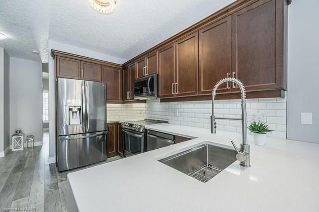 1260 Old Zeller Drive, House detached with 3 bedrooms, 2 bathrooms and 3 parking in Kitchener ON | Image 11