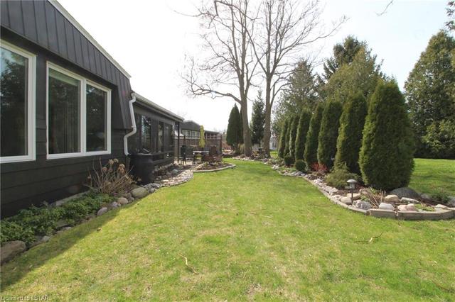 334 Wyldwood Lane, House detached with 2 bedrooms, 2 bathrooms and 2 parking in South Huron ON | Image 29