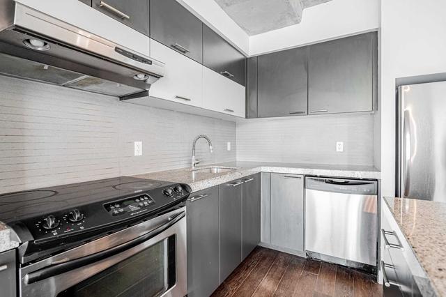 727 - 55 Stewart St, Condo with 2 bedrooms, 2 bathrooms and 1 parking in Toronto ON | Image 21