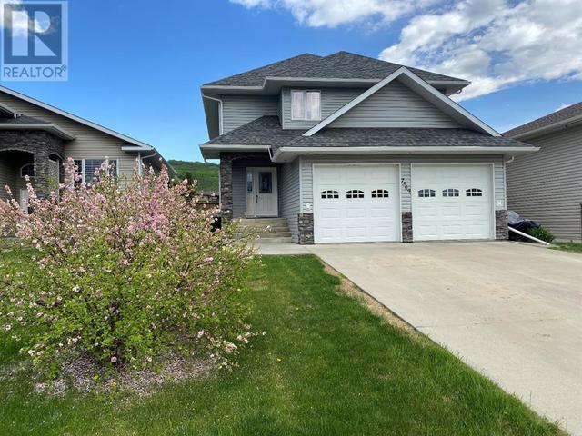 98 Street 7509 Street, House detached with 4 bedrooms, 2 bathrooms and 2 parking in Peace River AB | Card Image