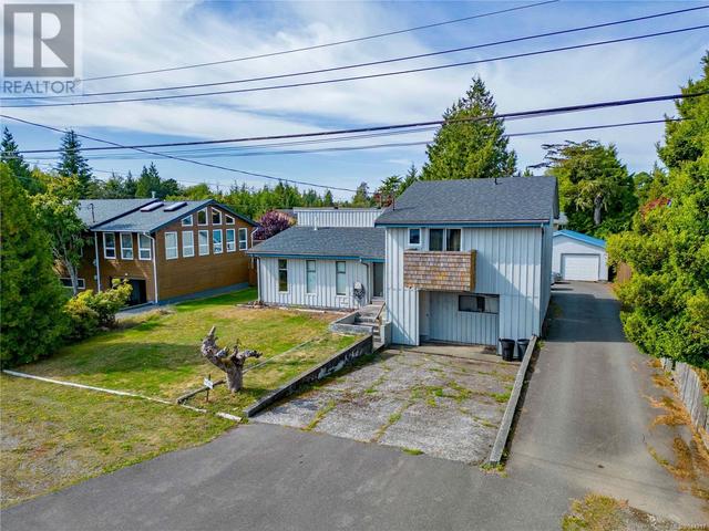 337 Yew St, Ucluelet, BC, V0R3A0 | Card Image