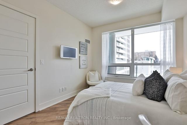 201 - 68 Canterbury Pl, Condo with 1 bedrooms, 1 bathrooms and 0 parking in Toronto ON | Image 15