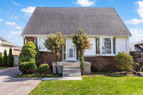 23 Sealcove Dr, House detached with 3 bedrooms, 2 bathrooms and 3 parking in Toronto ON | Card Image