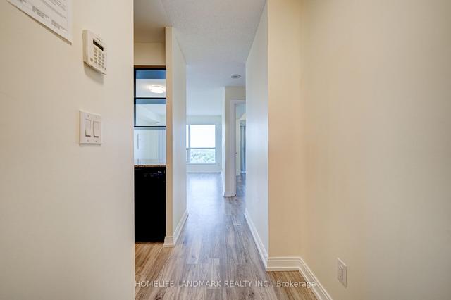 2410 - 151 Village Green Sq, Condo with 1 bedrooms, 1 bathrooms and 1 parking in Toronto ON | Image 9