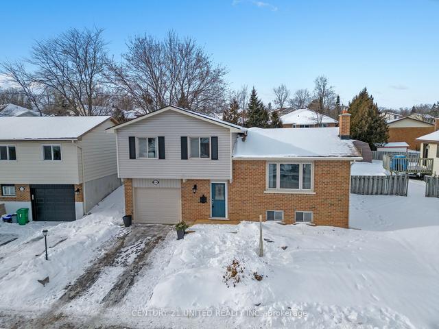 2308 Kawartha Heights Blvd, House detached with 3 bedrooms, 2 bathrooms and 3 parking in Peterborough ON | Image 23