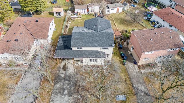 43 Tillbrook Crt, House detached with 4 bedrooms, 4 bathrooms and 4 parking in Toronto ON | Image 33