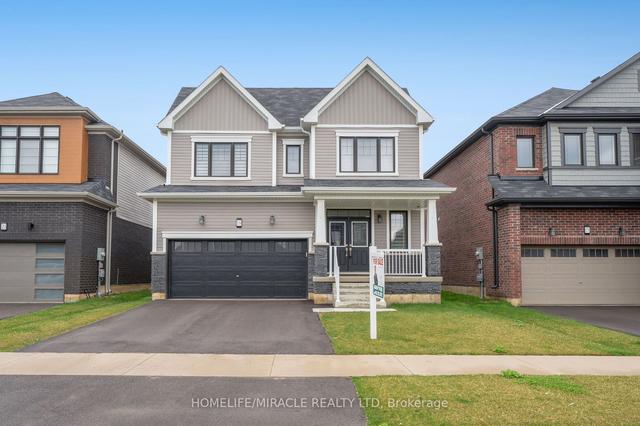 19 Victory Dr, House detached with 4 bedrooms, 3 bathrooms and 4 parking in Thorold ON | Image 1