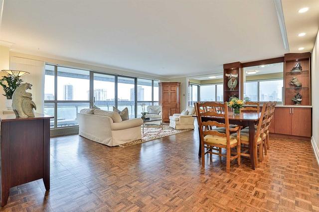 907/908 - 63 St Clair Ave W, Condo with 3 bedrooms, 3 bathrooms and 2 parking in Toronto ON | Image 27