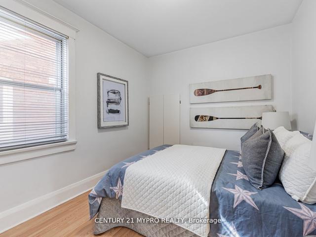 1943 Dufferin St, House detached with 3 bedrooms, 4 bathrooms and 3 parking in Toronto ON | Image 11