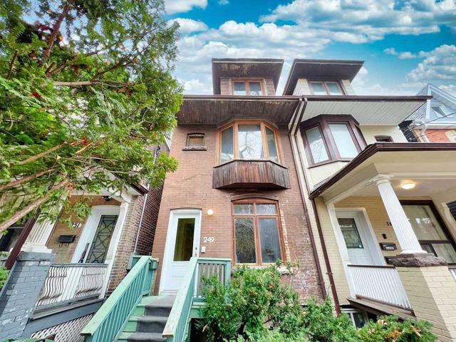 249 Major St, House semidetached with 3 bedrooms, 2 bathrooms and 1 parking in Toronto ON | Image 1
