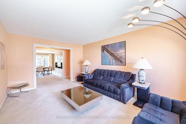 124 Kenpark Ave, House detached with 3 bedrooms, 4 bathrooms and 4 parking in Brampton ON | Image 38