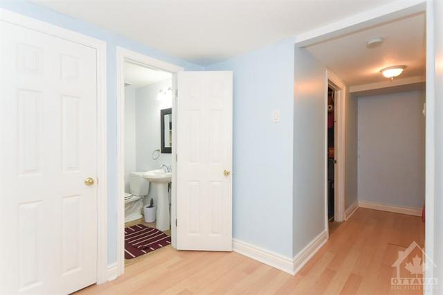 3194 Stockton Drive, Townhouse with 3 bedrooms, 2 bathrooms and 1 parking in Ottawa ON | Image 20