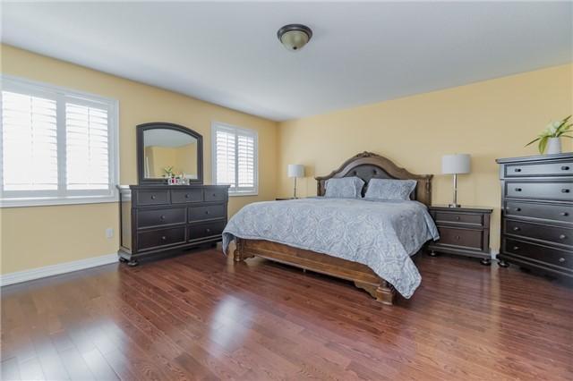 820 Stargazer Dr, House detached with 4 bedrooms, 4 bathrooms and 2 parking in Mississauga ON | Image 15