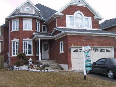 404 Delaney Dr, House detached with 4 bedrooms, 3 bathrooms and 4 parking in Ajax ON | Image 1