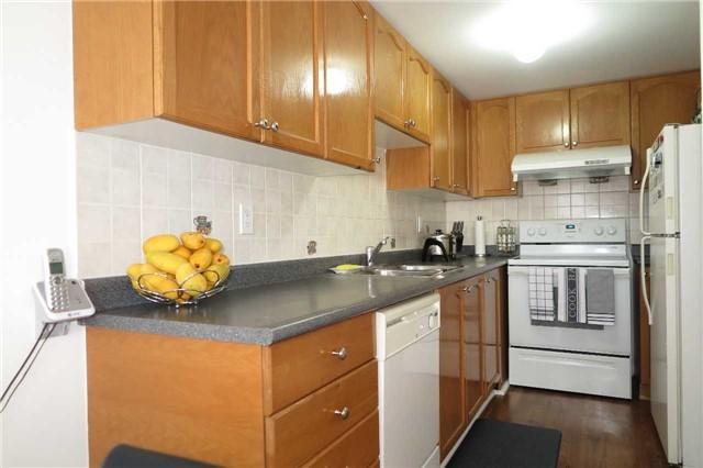 Th124 - 42 Pinery Tr, Townhouse with 3 bedrooms, 2 bathrooms and 1 parking in Toronto ON | Image 8