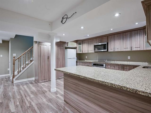28 Harwood Rd, House detached with 4 bedrooms, 4 bathrooms and 4 parking in Brampton ON | Image 26