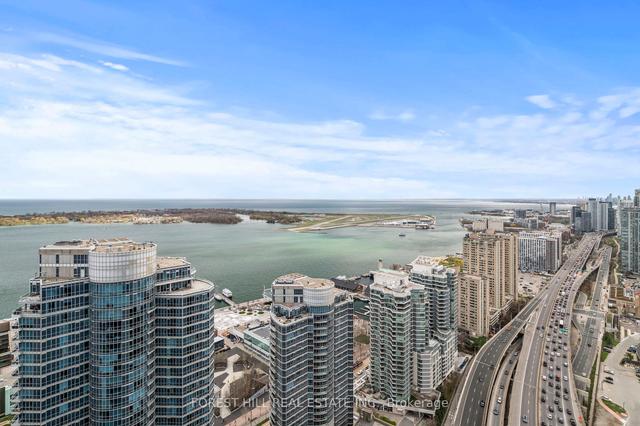 4510 - 10 York St, Condo with 3 bedrooms, 3 bathrooms and 1 parking in Toronto ON | Image 29