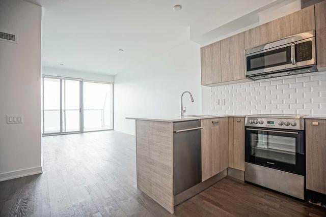 918 - 57 St. Joseph St, Condo with 1 bedrooms, 1 bathrooms and null parking in Toronto ON | Image 5