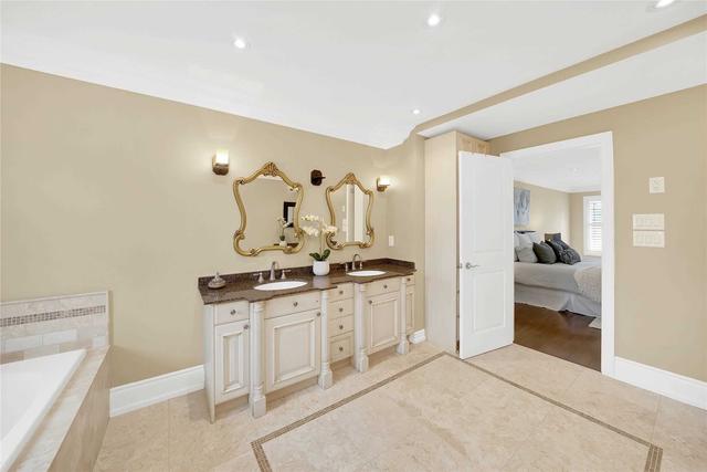 27 Dorwood Crt, House detached with 4 bedrooms, 5 bathrooms and 20 parking in Vaughan ON | Image 16