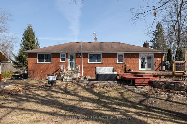 857 River Rd, House detached with 2 bedrooms, 3 bathrooms and 8 parking in Belleville ON | Image 29
