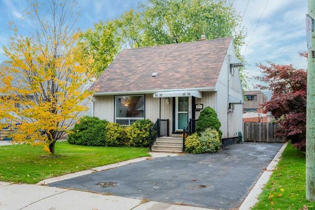 259 Glassco Ave N, House detached with 3 bedrooms, 1 bathrooms and 4 parking in Hamilton ON | Image 1
