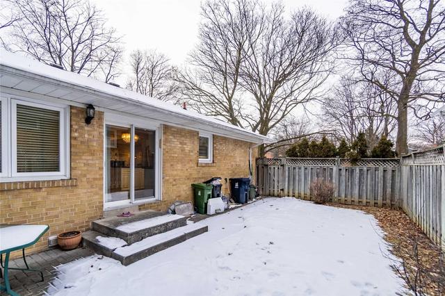 101 Lloyd Manor Rd, House detached with 3 bedrooms, 3 bathrooms and 6 parking in Toronto ON | Image 29