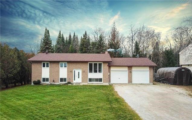3786 George Johnston Rd, House detached with 3 bedrooms, 2 bathrooms and 8 parking in Springwater ON | Image 1