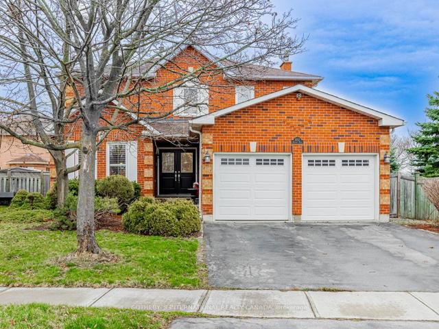 1052 Beechnut Rd, House detached with 4 bedrooms, 3 bathrooms and 4 parking in Oakville ON | Image 1